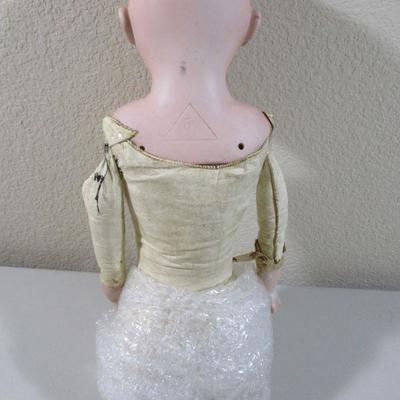German Columbia 1920' Bisque Head #6 with Triangle -Head 6"