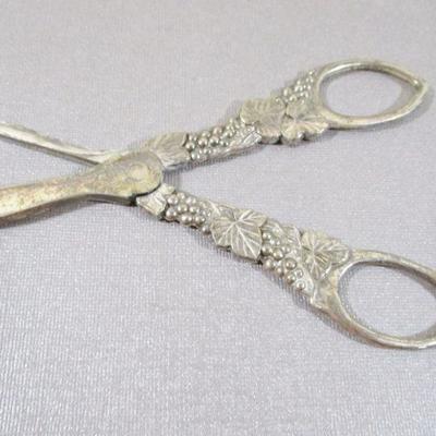 Vintage Silver Tone Round point Grape design Sissors 8"