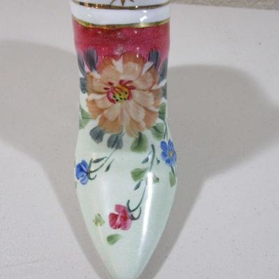 Vintage Formalities High heel Porcelain Shoe Floral Design 4 1/2"