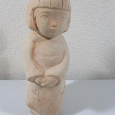 Austin Products Statue 11 1/2 " Oriental Little Girl 