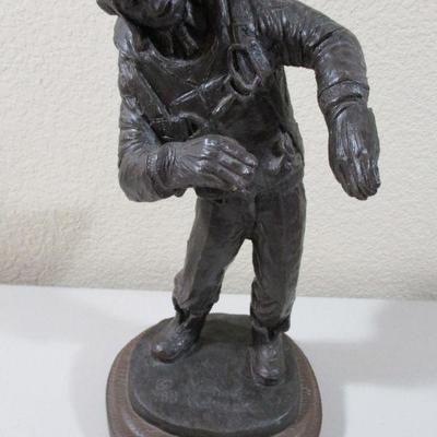 1988 Micheal Garman Pilot Statue Signed 12" 