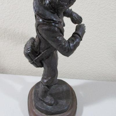 1988 Micheal Garman Pilot Statue Signed 12" 