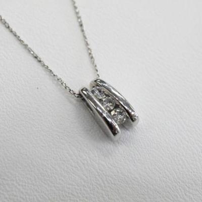 14K Gold White Natural Diamond Pendant & Necklace
