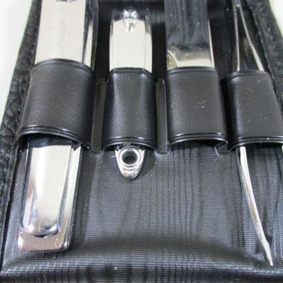 Vitron Traveling Manicure Set Fold over 4"