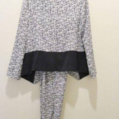 Halogen Pantsuit Paisley Black& White Jacket and Pants Size S