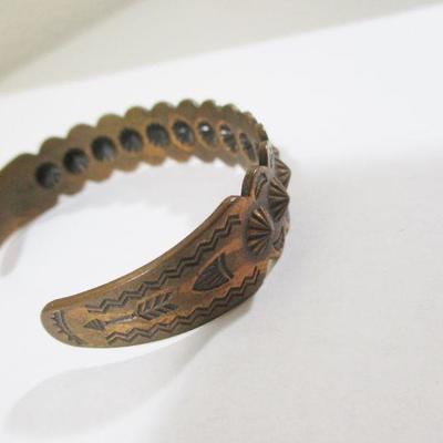 Vintage Copper Indian Bracelet 5" Round design