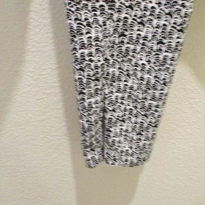Halogen Pantsuit Paisley Black& White Jacket and Pants Size S