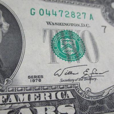Lot of 2 Two Dollar Bills -1976 Series  Washington D.C.