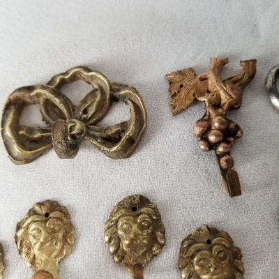 Fancy Picture Hooks