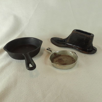 Child's Skillet, Shoe Mold & Salesman's Skillet Giveaway