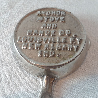 Child's Skillet, Shoe Mold & Salesman's Skillet Giveaway