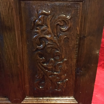 English Oak Circa 1890-1900.Handmade with each section a different flower (Appraisal Value of $400-600.)