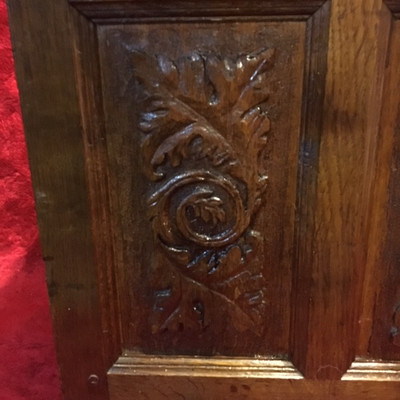 English Oak Circa 1890-1900.Handmade with each section a different flower (Appraisal Value of $400-600.)