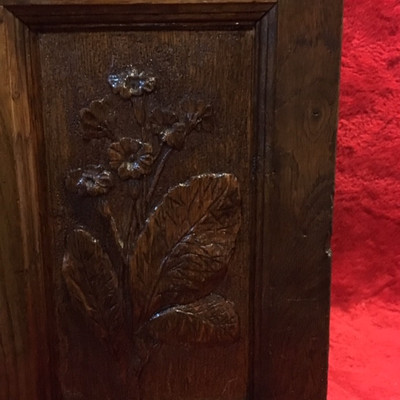 English Oak Circa 1890-1900.Handmade with each section a different flower (Appraisal Value of $400-600.)