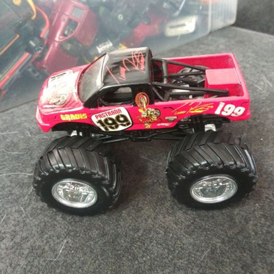 Monster Truck Hot Wheel 