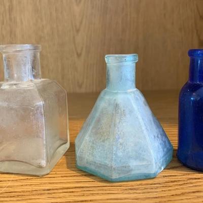 Lot of 3 vintage bottles