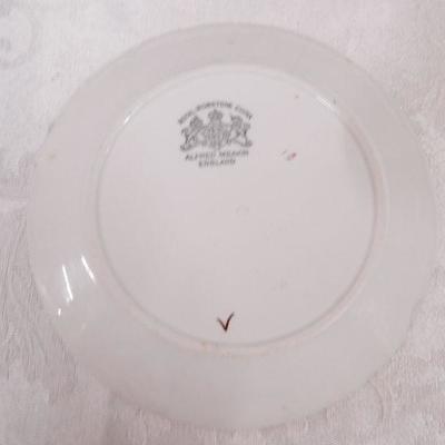 Royal Ironstone Alfred Meakin Tea Leaf 6-1/2" Plate