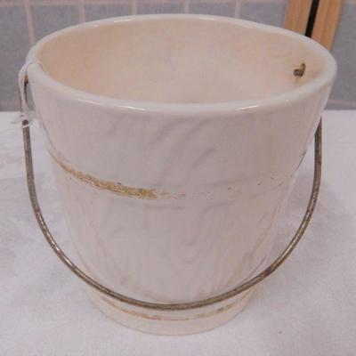 Hull Pottery White Bucket w/ Metal Handle -