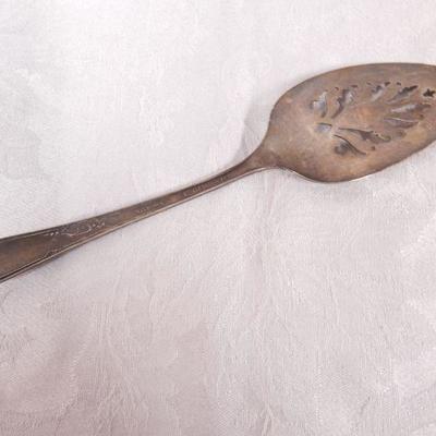 Wm A Rogers Oneida Ltd. Silverplate Pie/Caker Server