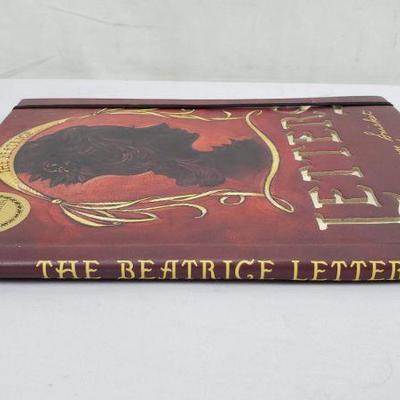 The Beatrice Letters, Lemony Snicket - Slightly Torn Folders Inside