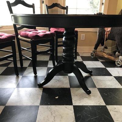Kitchen Table & 4 Chairs