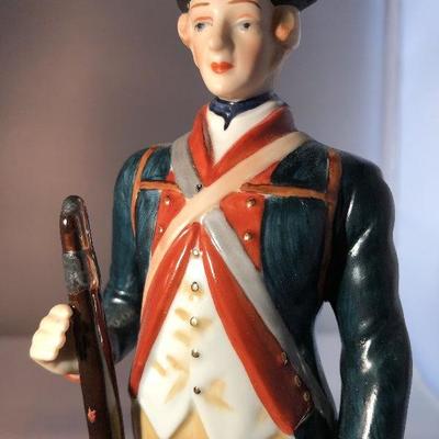 Two Vintage Revloutionary War figurines by Andrea