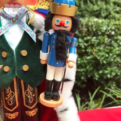 â€œKing of Nutcrackerâ€