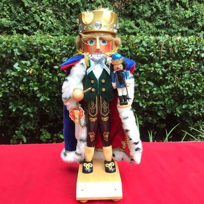 â€œKing of Nutcrackerâ€