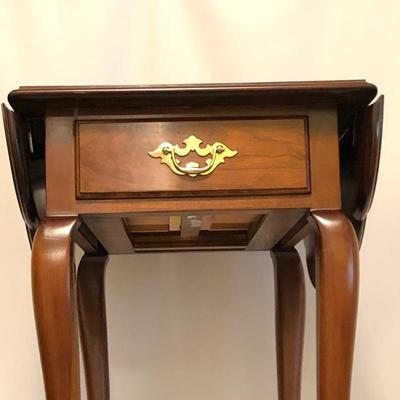 Lot 12 - Drop Leaf Table