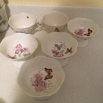 Lot 24 - Lenox Dinner Ware Set