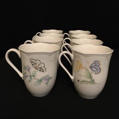 Lot 24 - Lenox Dinner Ware Set