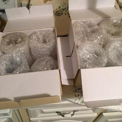 Lot 24 - Lenox Dinner Ware Set