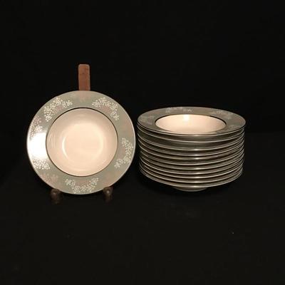Lot 25 - Castleton China Set