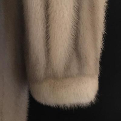 Lot 42 - Fur Coat