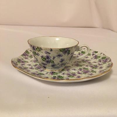 Lot 45 - Lefton Hand Painted Set