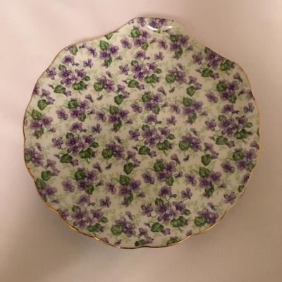 Lot 45 - Lefton Hand Painted Set