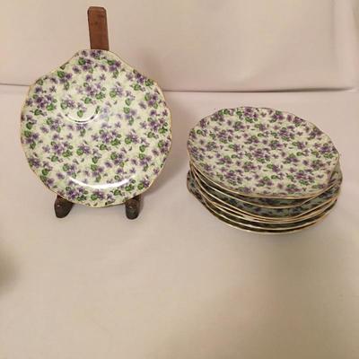 Lot 45 - Lefton Hand Painted Set
