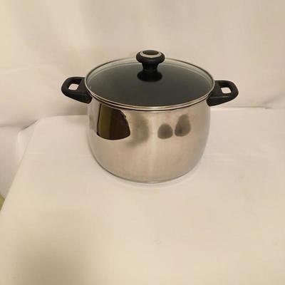 Lot 66 - Cooks Essentials Cookware