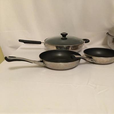 Lot 66 - Cooks Essentials Cookware