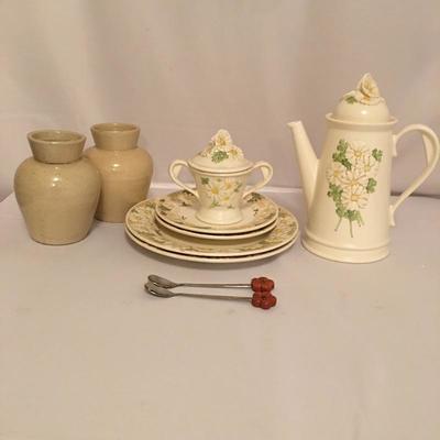  Lot 69 - Daisy Dishes & Weymouth Canister