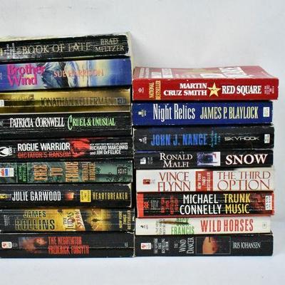 17 Paperback Books: Thriller & Horror: Book of Fate -to- Wind Dancer
