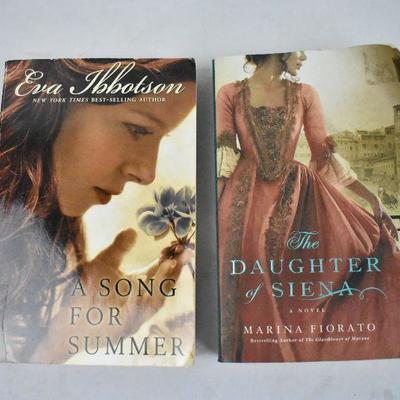 4 Paperback Fiction Books: Rumors -to- The Daughter of Siena