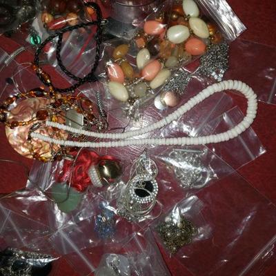 Lot #2 Jewelry LOT 