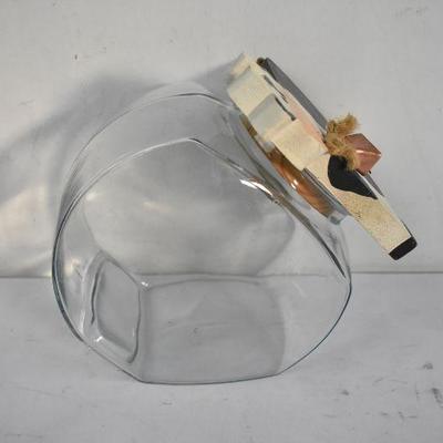 4 Piece Cow Decor: Cookie Jar, Napkin Holder, Wall Decor