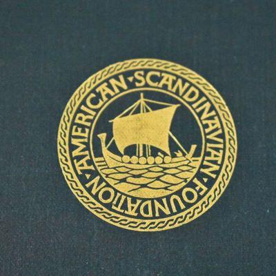 Scandinavian Art, Hardcover Book by Lauren Hannover This. Vintage 1922
