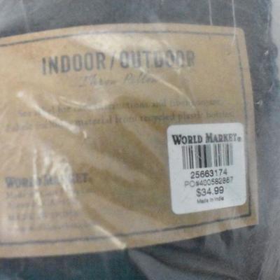 Black/Gray/Cream Triangles Throw Pillow Indoor/Outdoor 18x18" World Market - New