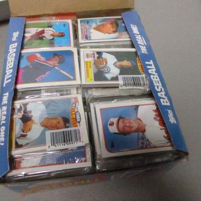 Lot 7 - Topps Baseball Cards 1990"s