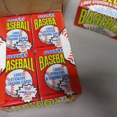 Lot 8 - Donruss & Fleer 1990's Baseball Cards