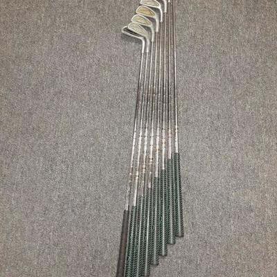 DUNLAP PROGRESSOR IRONS  3-9 W/ PW