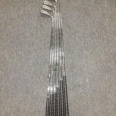 KB 2  SET OF IRONS W/PW